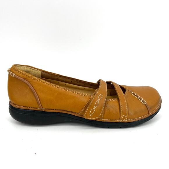 Clarks Unstructured Tan Women's Mary Jane Comfort Flats Size 7.5 Casual Shoes - Picture 1 of 10